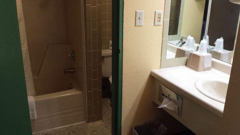 Imagen de la habitación del Hotel Family Budget Inn. Foto 3