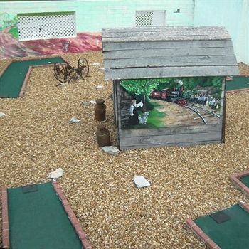 Imagen de los exteriores del Hotel Family Budget Inn. Foto 15