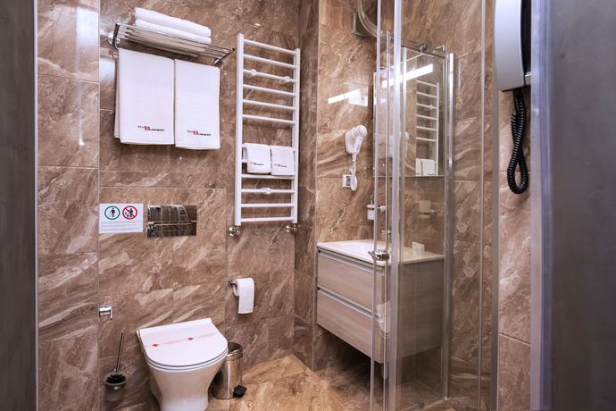 Imagen de la habitación del Hotel Family Business Club. Foto 8