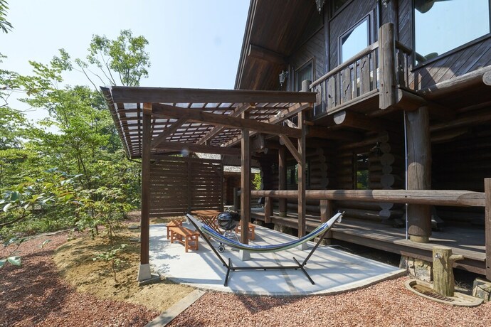 Imagen de la habitación del Hotel Family Cottage Notoie. Foto 17