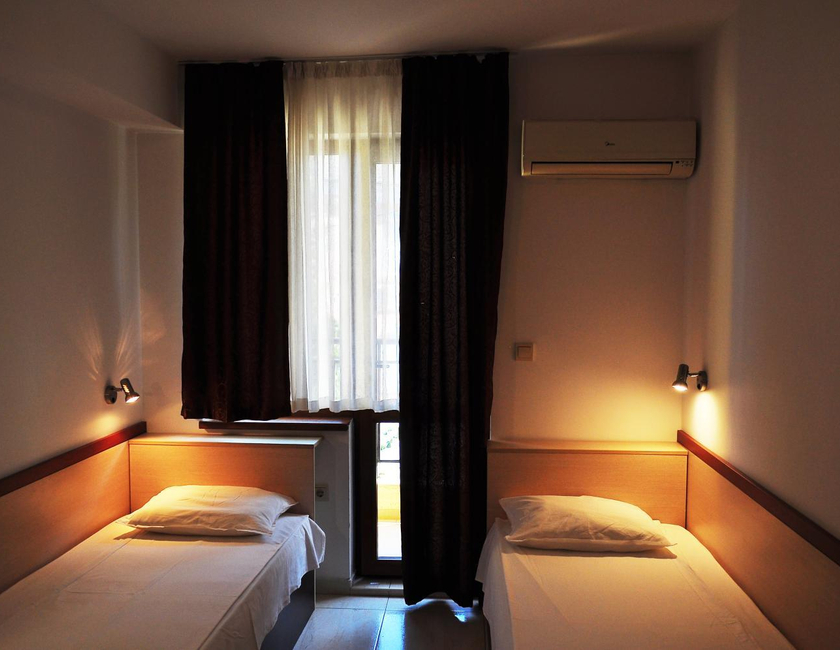 Imagen general del Hotel Family Daf. Foto 25