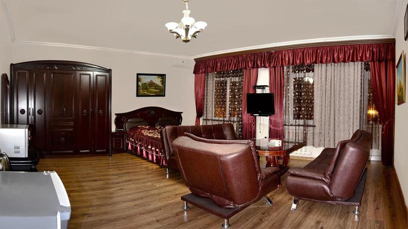 Imagen de la habitación del Hotel Family, Erev&aacute;n. Foto 3