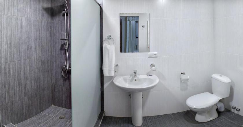 Imagen de la habitación del Hotel Family, Erev&aacute;n. Foto 5