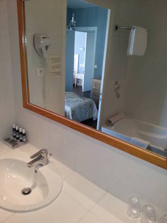 Imagen de la habitación del Hotel Family Golf. Foto 6