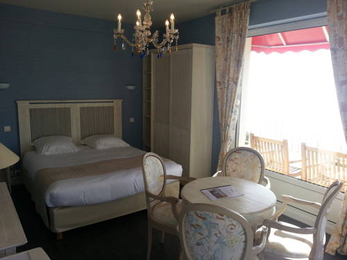 Imagen de la habitación del Hotel Family Golf. Foto 10