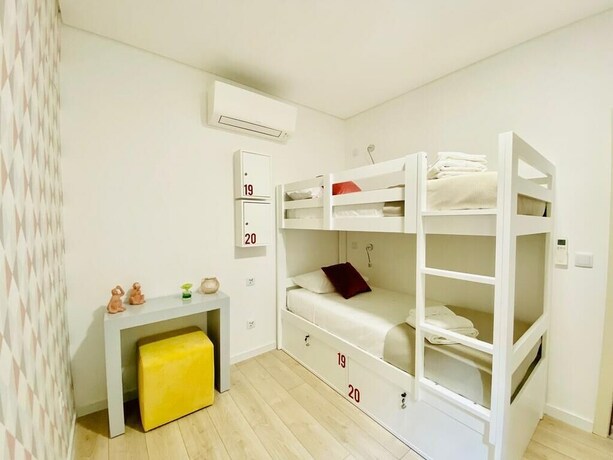 Imagen general del Hotel Family Hostel Costa Nova. Foto 10