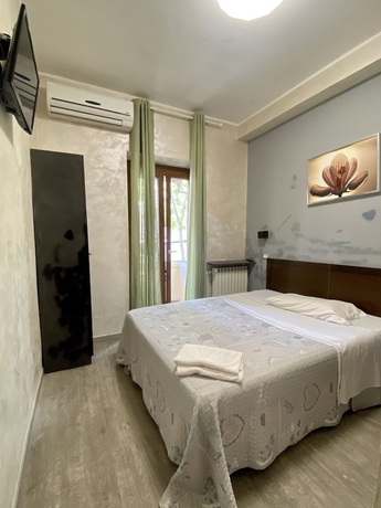 Imagen de la habitación del Hotel Family House, Esquilino. Foto 11
