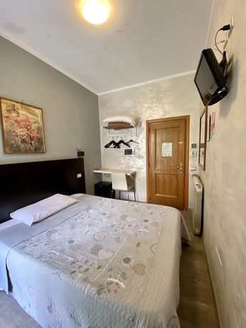 Imagen de la habitación del Hotel Family House. Foto 14