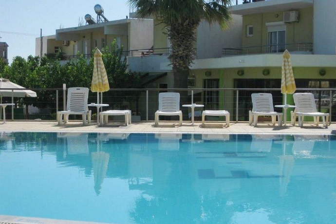 Imagen general del Hotel Family House Studios. Foto 7