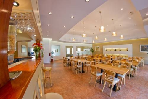 Imagen general del Hotel Family Inn, SAN RAFAEL. Foto 4