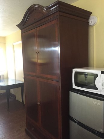 Imagen de los interiores del Hotel Family Inn, Sarasota . Foto 19