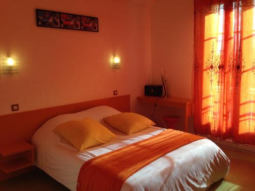 Imagen general del Hotel Family, Jaunay-Clan. Foto 1