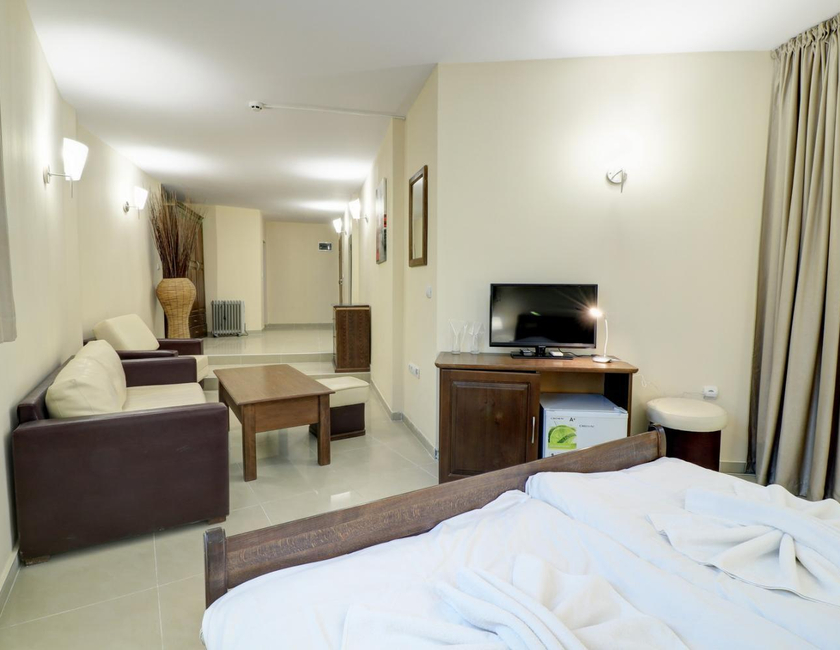 Imagen general del Hotel Family Jupiter. Foto 11