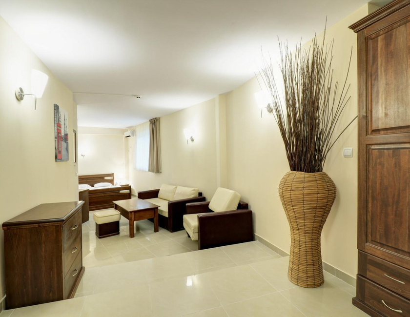 Imagen general del Hotel Family Jupiter. Foto 16