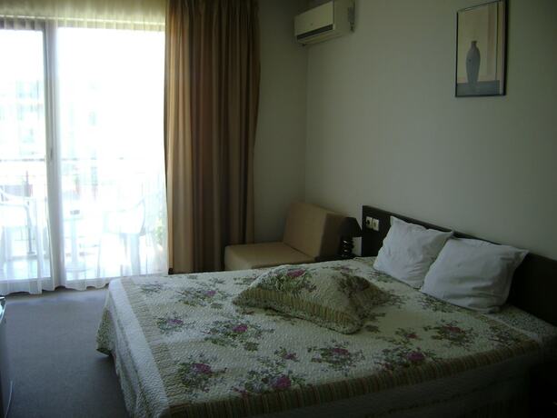 Imagen general del Hotel Family Kandrovi. Foto 6