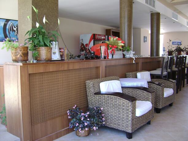 Imagen general del Hotel Family Kandrovi. Foto 10
