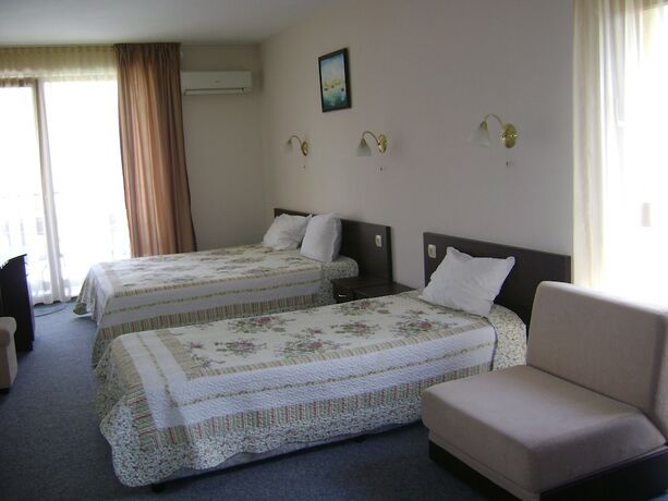 Imagen general del Hotel Family Kandrovi. Foto 14