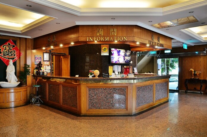 Imagen de los interiores del Hotel Family - Linsen. Foto 30