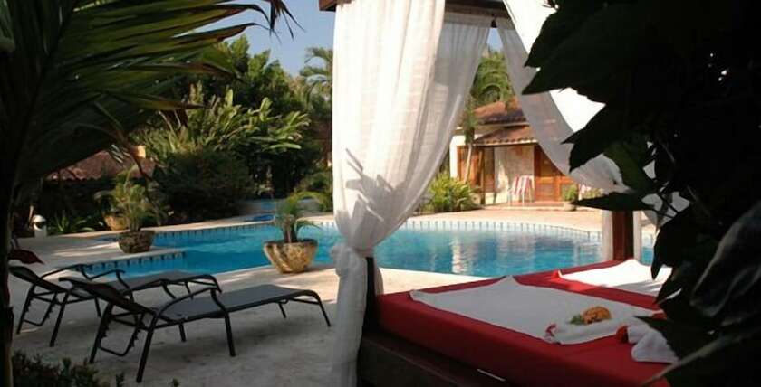 Imagen general del Hotel Family Oriented - Private Beach and Horse Stables - Ocean, Pool, and Hot Tub. Foto 11