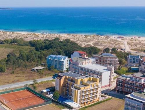 Imagen general del Hotel Family Orios. Foto 17