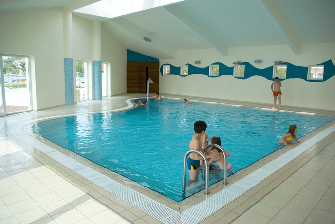 Imagen de la piscina del Hotel Family Pagus. Foto 15