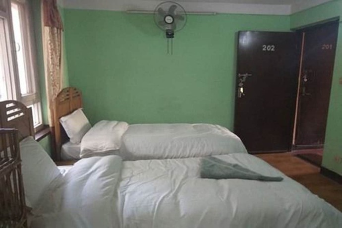 Imagen general del Hotel Family Peace House. Foto 1