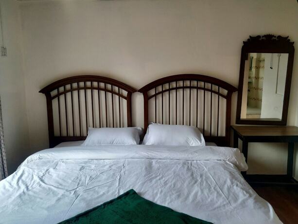 Imagen general del Hotel Family Peace House. Foto 6