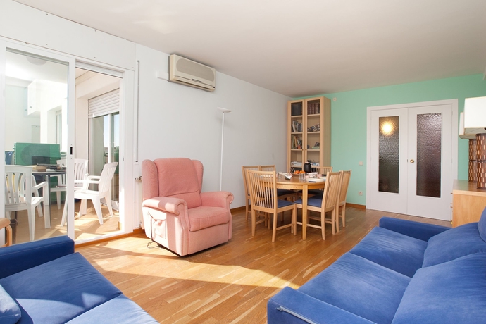 Imagen de la habitación del Hotel Family Pool and Beach. Foto 9