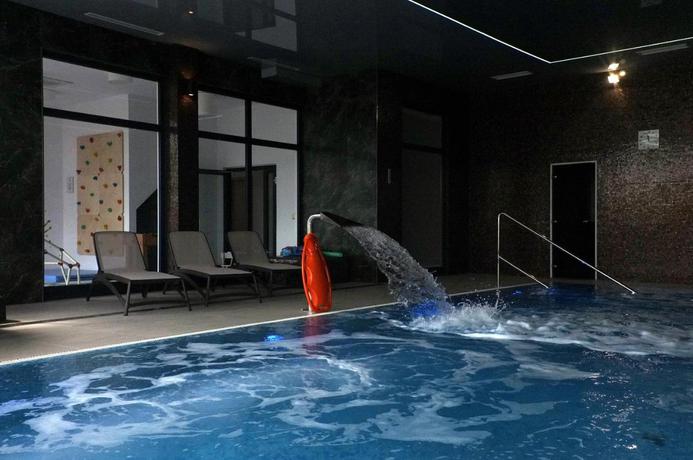 Imagen de la piscina del Hotel Family Resort Sarbinowo. Foto 8