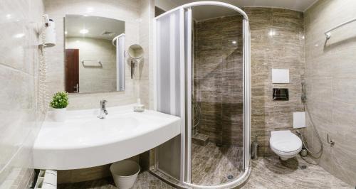 Imagen de la habitación del Hotel Family Ring & Thermal. Foto 6