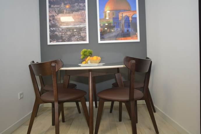 Imagen de la habitación del Hotel Family, Sarajevo. Foto 5