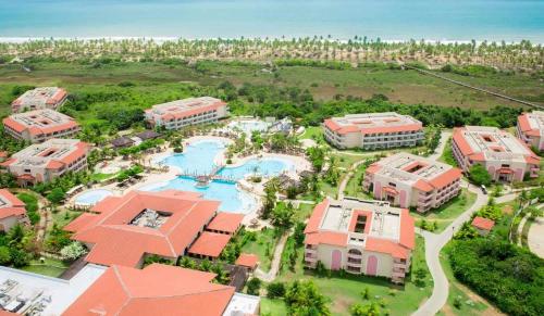 Imagen de los exteriores del Hotel Family Selection At Grand Palladium Imbassai Resort & Spa. Foto 6