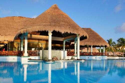 Imagen general del Hotel Family Selection At Grand Palladium Kantenah Resort and Spa. Foto 4