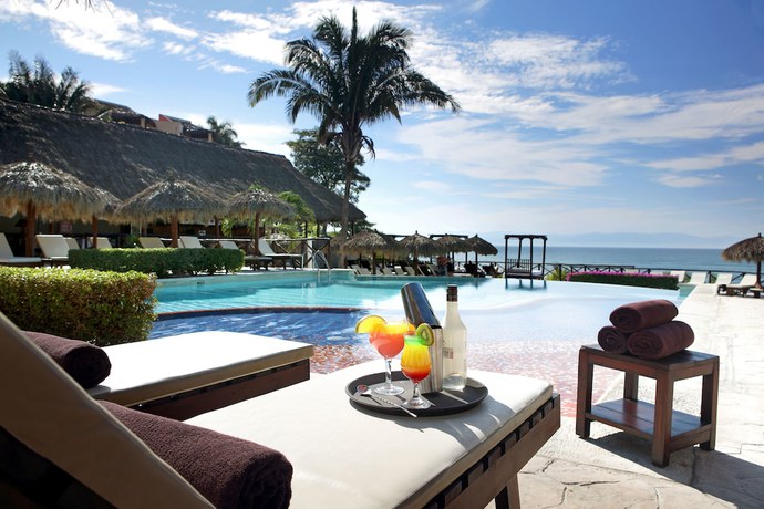 Imagen de la piscina del Hotel Family Selection at Grand Palladium Vallarta Resort and Spa. Foto 16