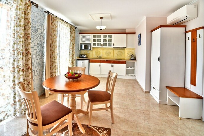 Imagen de la habitación del Hotel Family Sirena Palace. Foto 23