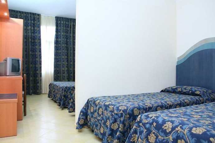 Imagen de la habitación del Hotel Family Sole. Foto 4