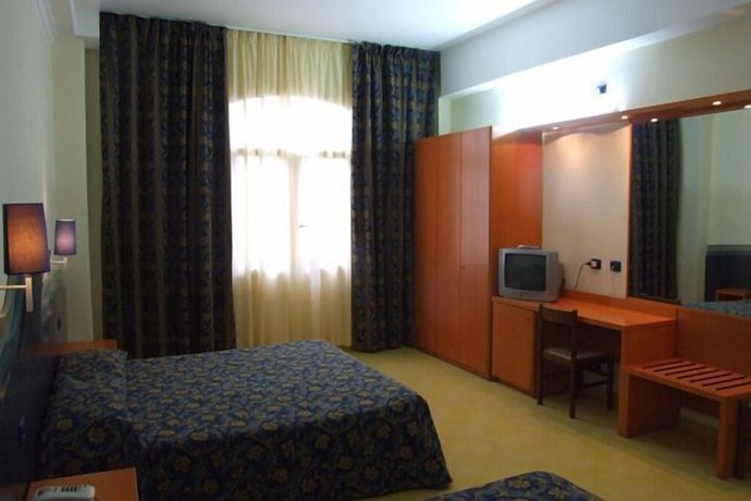 Imagen de la habitación del Hotel Family Sole. Foto 5