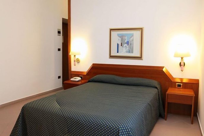 Imagen de la habitación del Hotel Family Sole. Foto 13