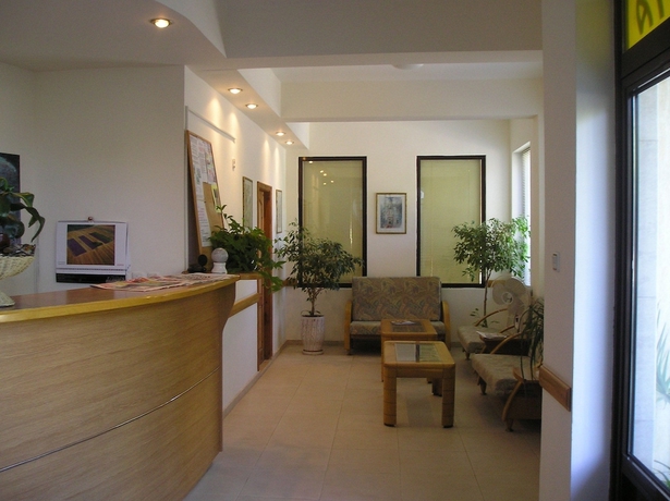 Imagen de los interiores del Hotel Family Sunarita. Foto 15