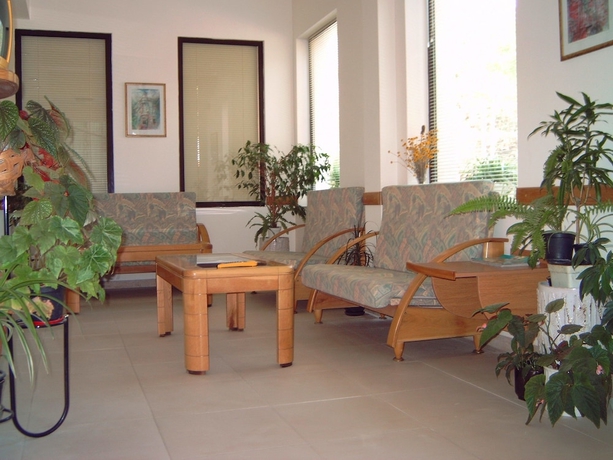 Imagen de los interiores del Hotel Family Sunarita. Foto 16