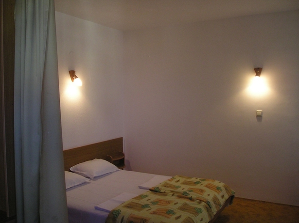 Imagen de la habitación del Hotel Family Sunarita. Foto 9