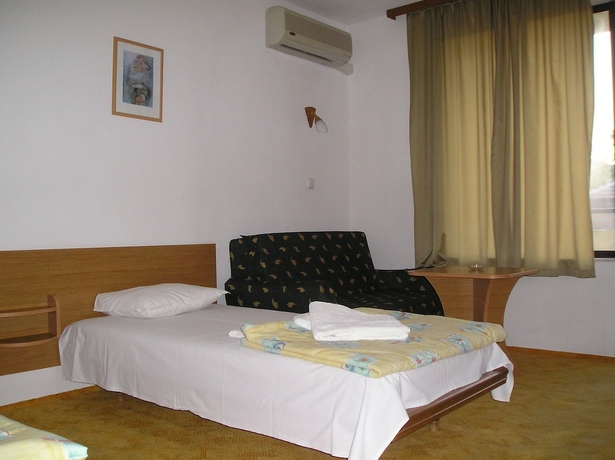 Imagen de la habitación del Hotel Family Sunarita. Foto 10