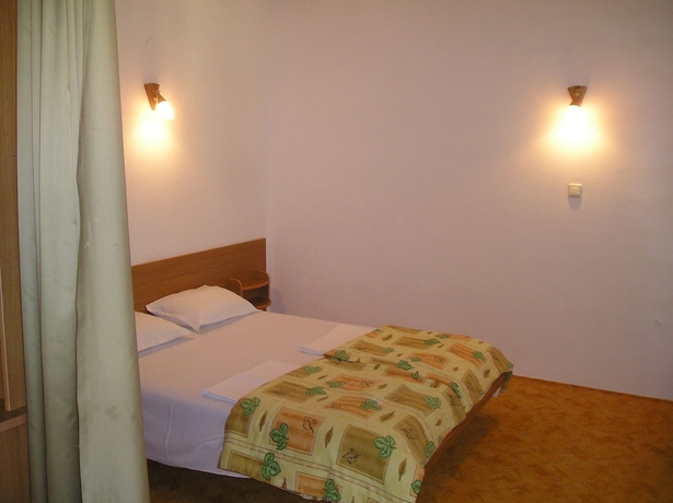 Imagen de la habitación del Hotel Family Sunarita. Foto 12