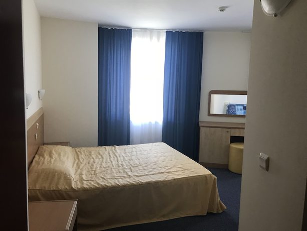 Imagen de la habitación del Hotel Family Sunday. Foto 6