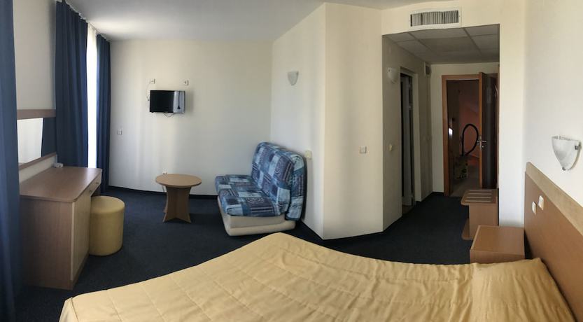 Imagen de la habitación del Hotel Family Sunday. Foto 15