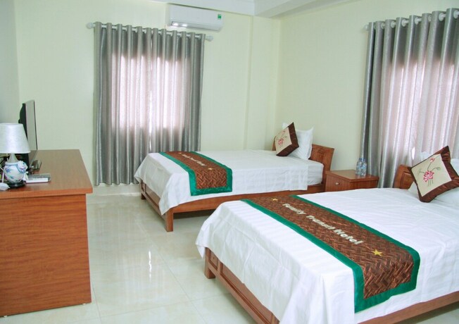 Imagen de la habitación del Hotel Family Transit. Foto 2