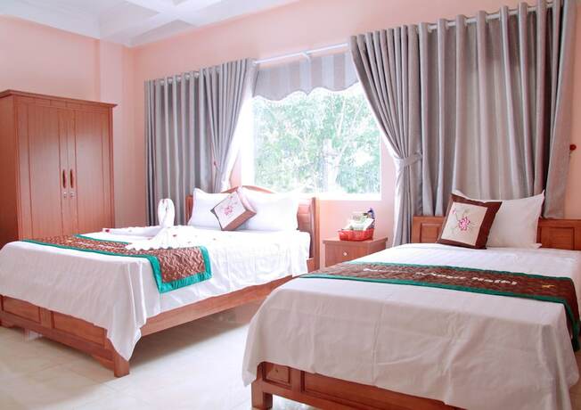 Imagen de la habitación del Hotel Family Transit. Foto 3