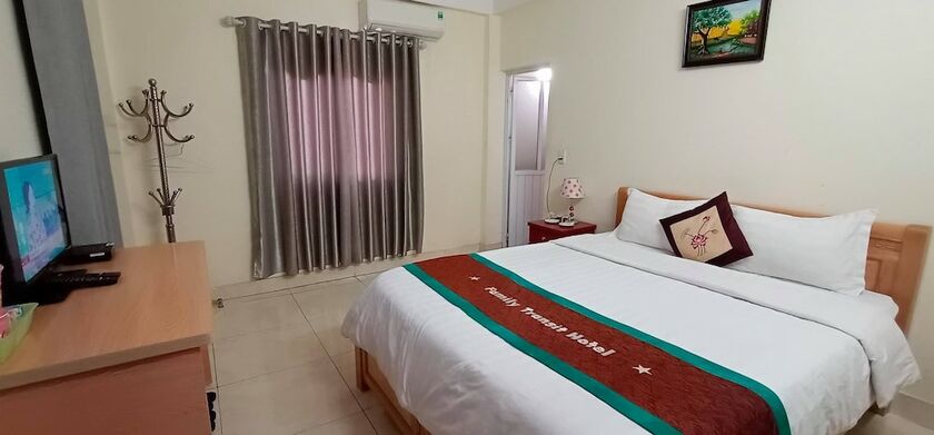 Imagen de la habitación del Hotel Family Transit. Foto 4