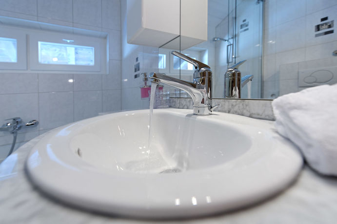 Imagen de los exteriores del Hotel Family and Spa Desir&eacute;e. Foto 15