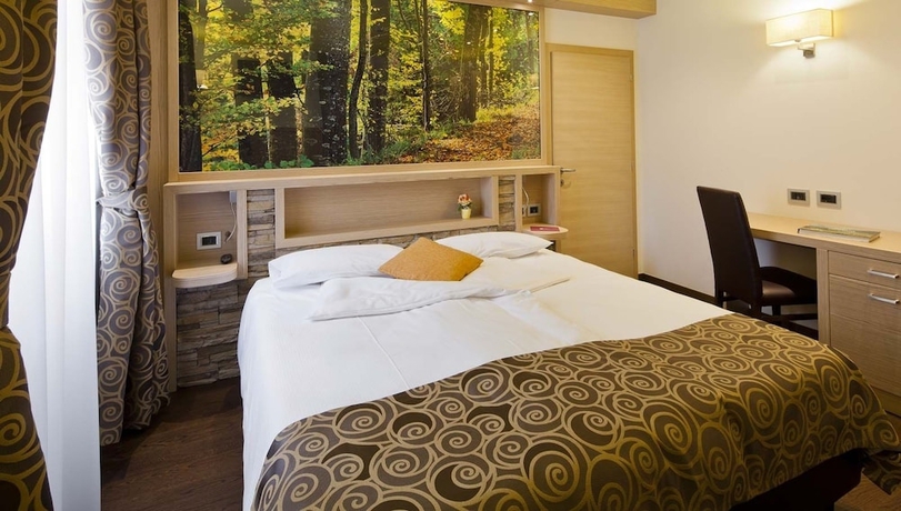 Imagen de la habitación del Hotel Family and Wellness Serena. Foto 11